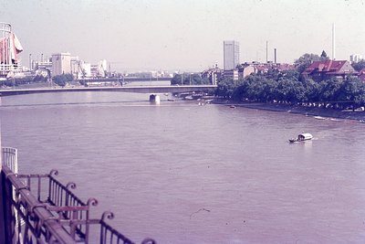 img825.jpg