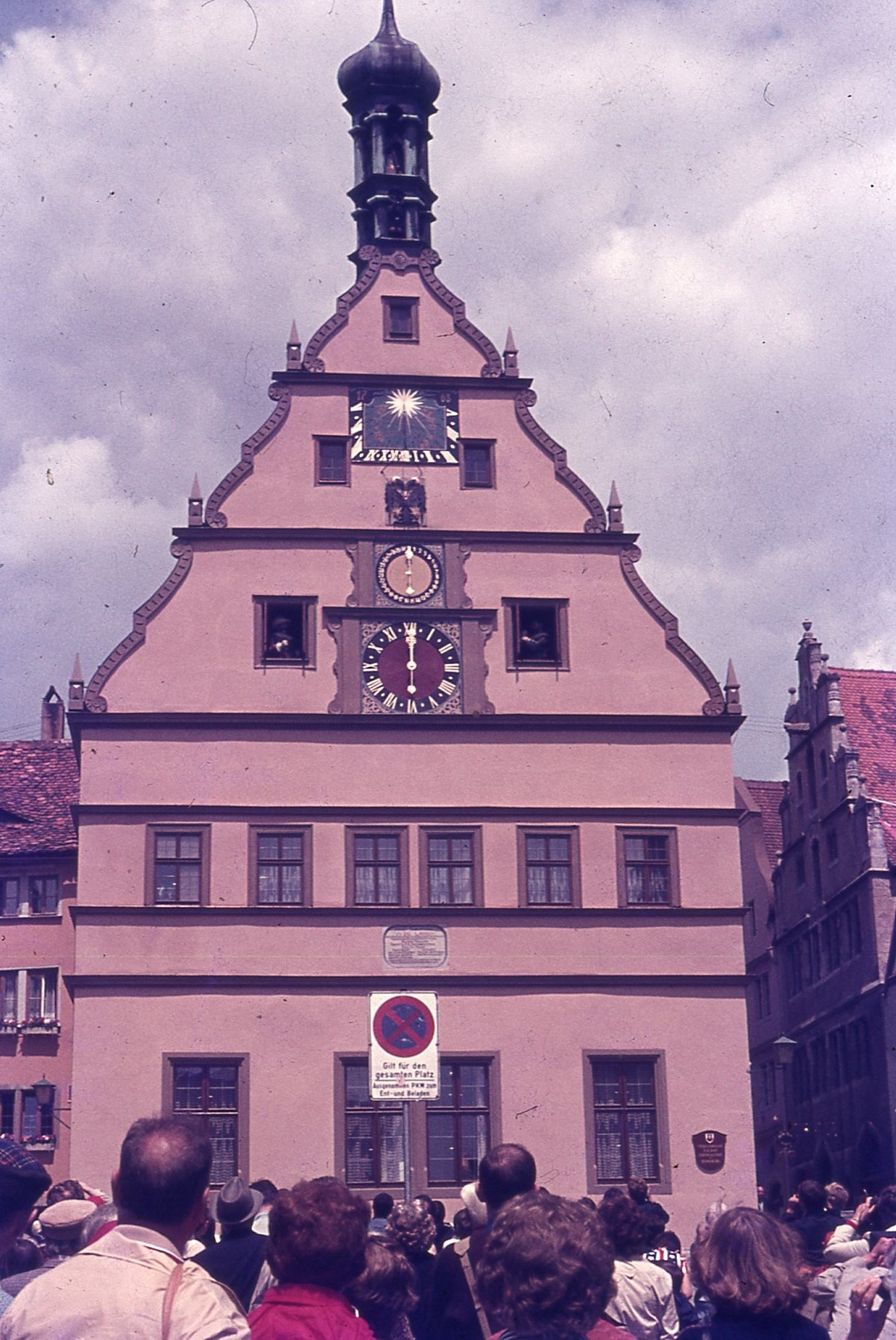 img011.jpg