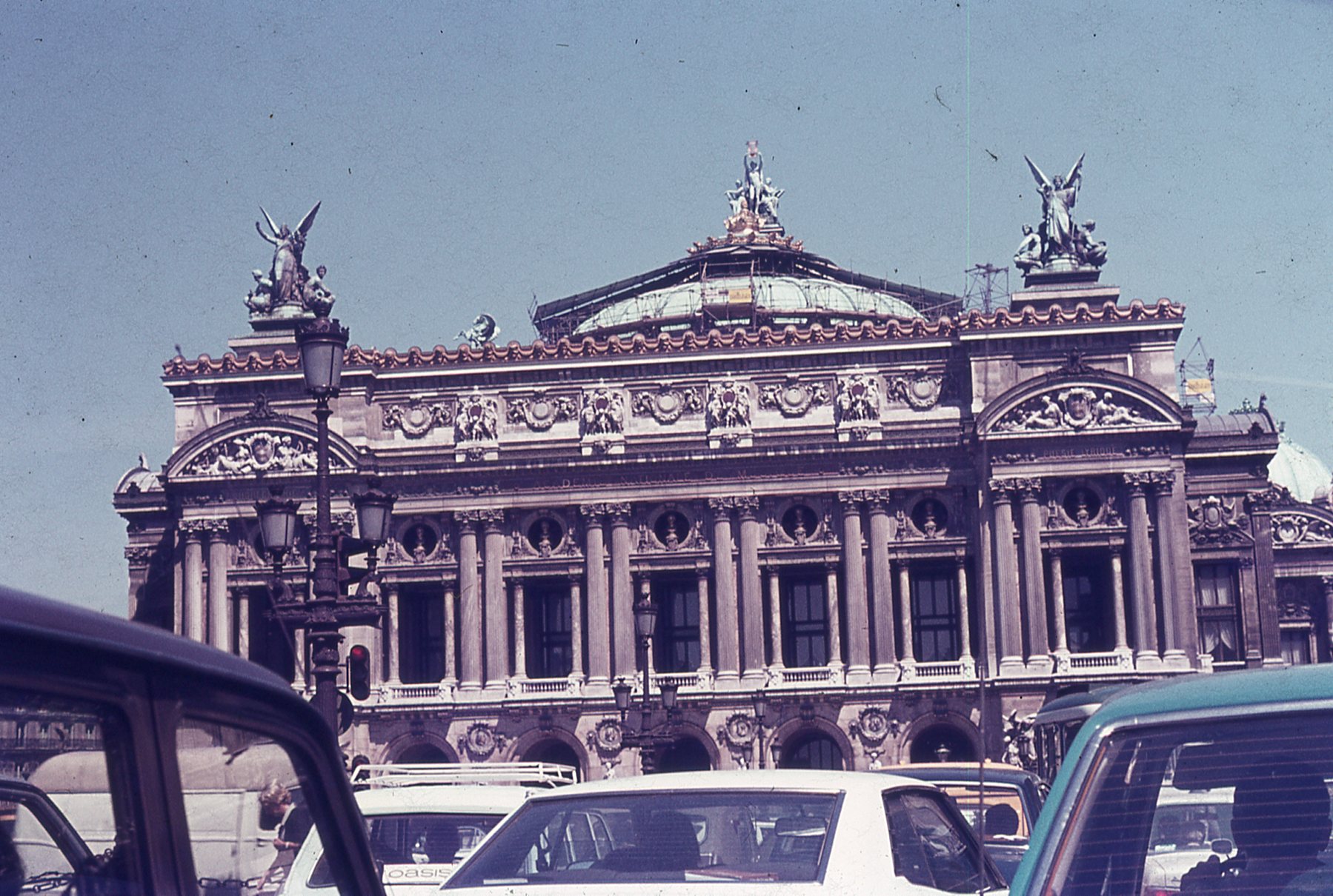 img025.jpg