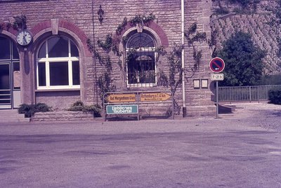 img051.jpg
