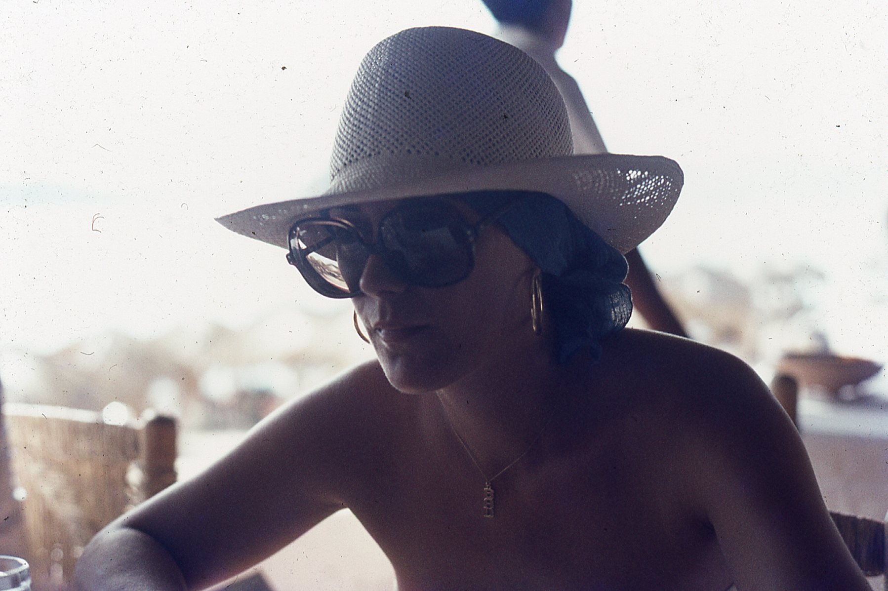 img221.jpg
