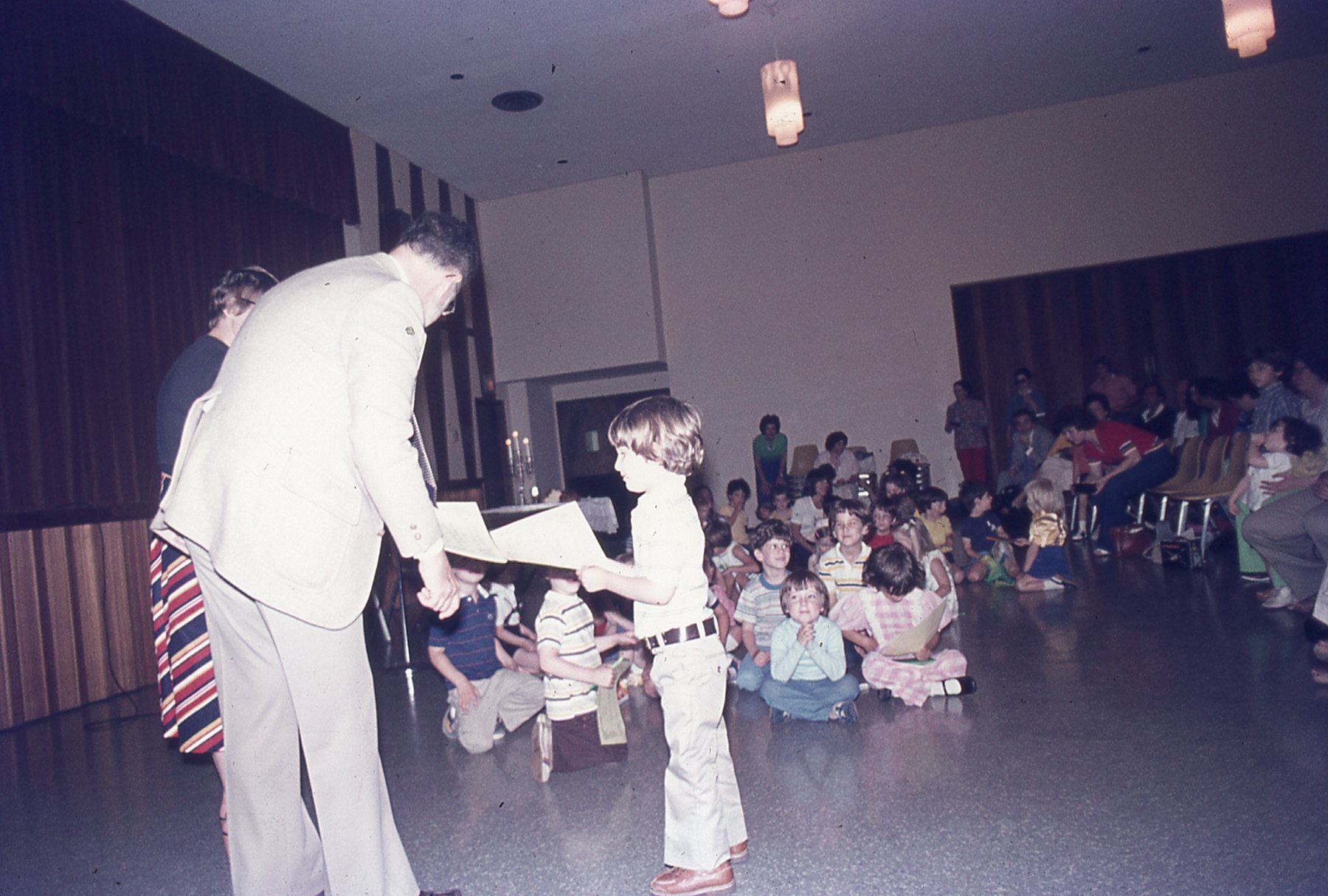 img208.jpg
