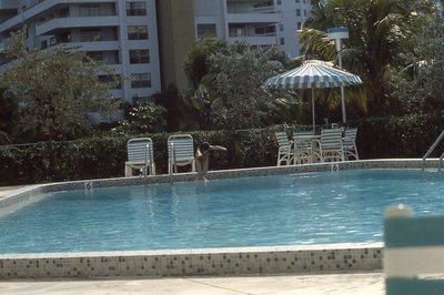 img571.jpg