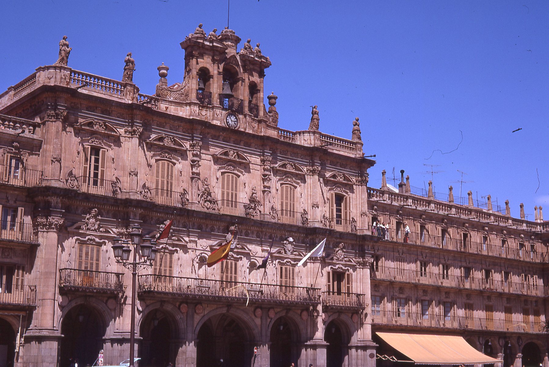 img026.jpg