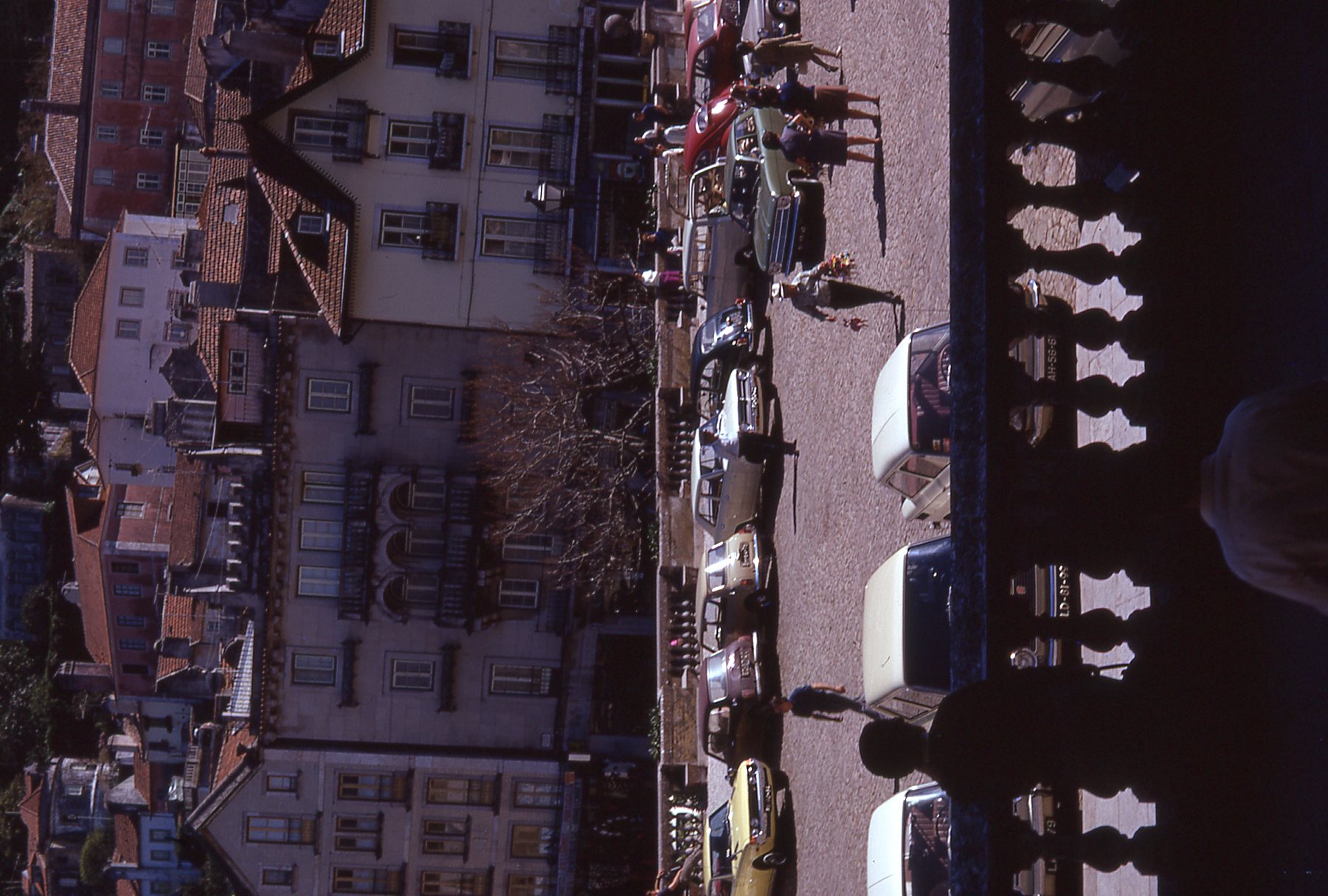 img028.jpg