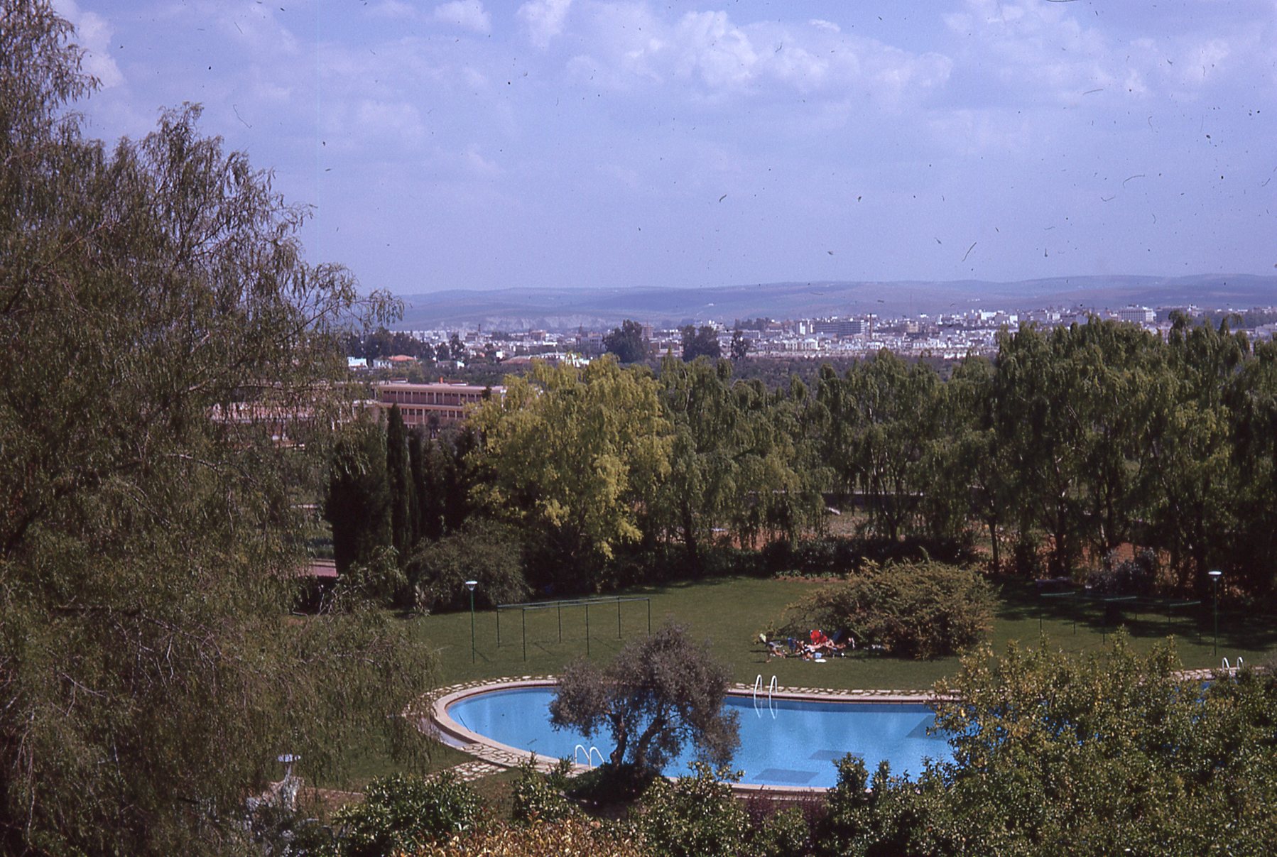 img036.jpg